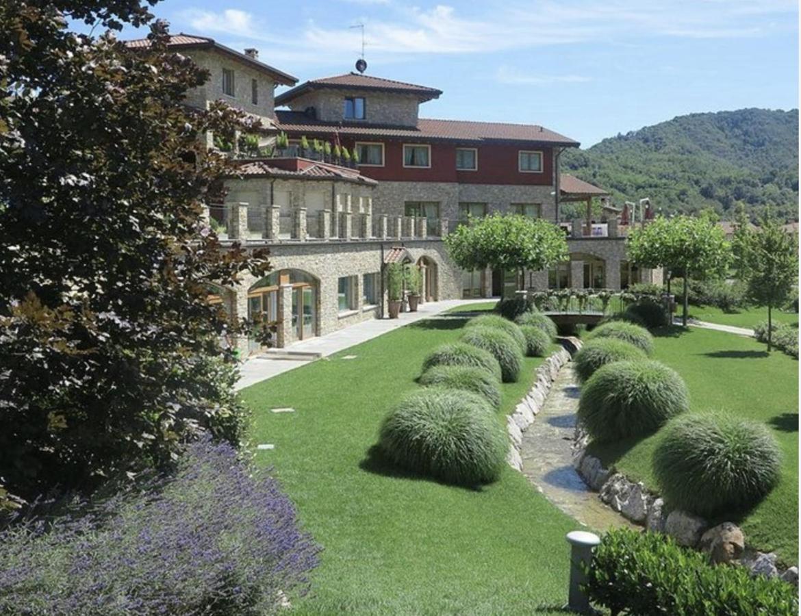 Bes Hotel Terme Di Palazzago Exterior foto